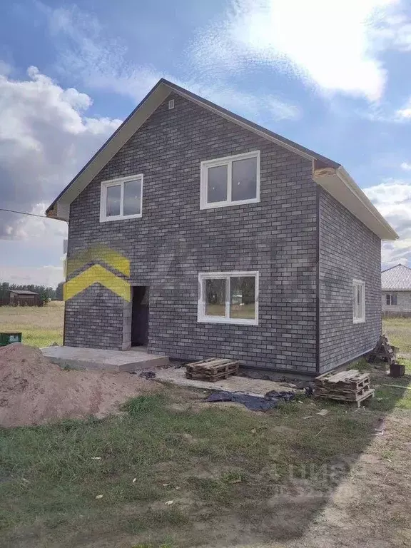 Дом в Омская область, Омский район, с. Усть-Заостровка  (130 м) - Фото 1