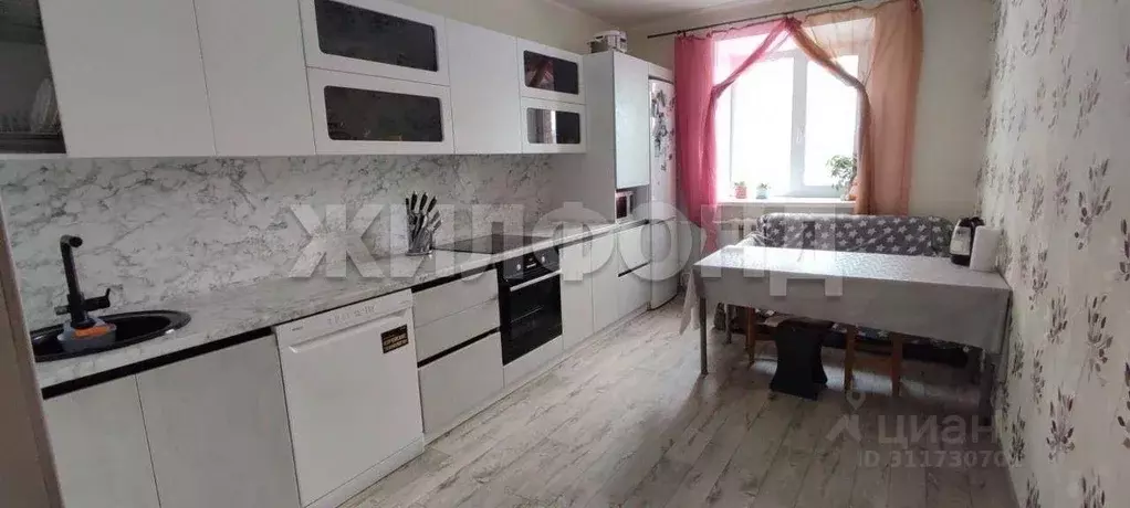 2-к кв. Томская область, Томск Тверская ул., 3 (71.3 м) - Фото 1