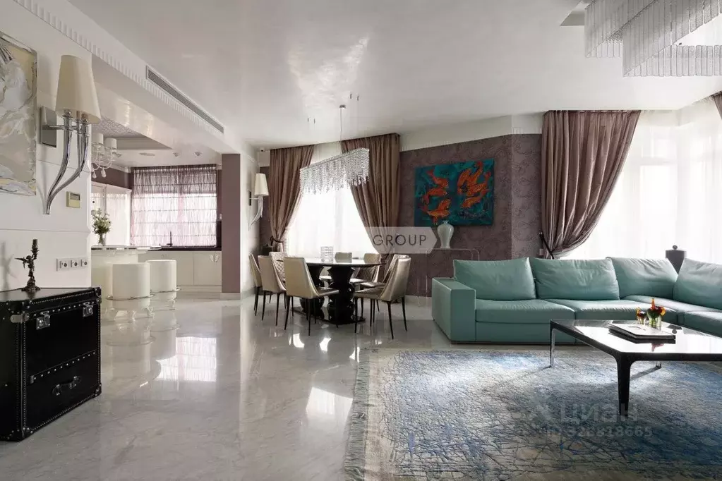 6-к кв. Москва Мосфильмовская ул., 70к1 (275.7 м) - Фото 0