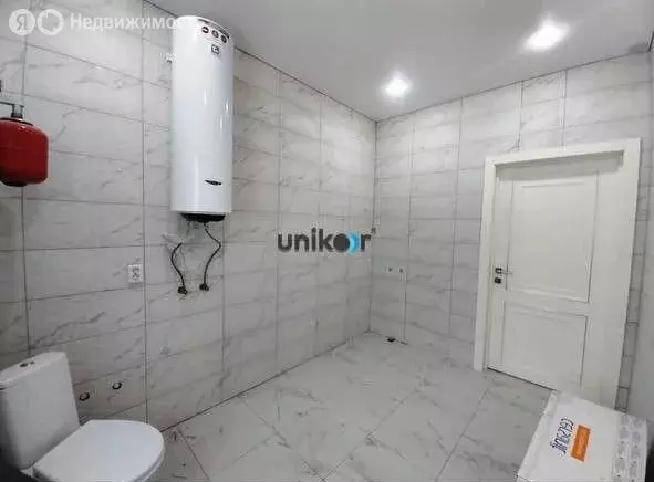 Дом в село Иглино, улица Землемеров, 13 (200 м) - Фото 1