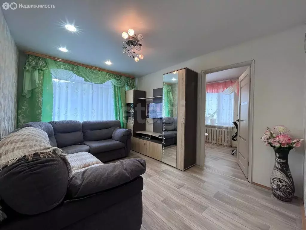 3-комнатная квартира: Можга, Парковый переулок, 7 (48.8 м) - Фото 1