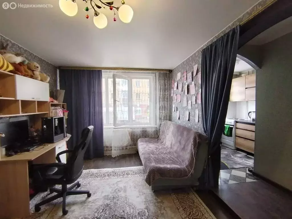 3-комнатная квартира: Кемерово, проспект Шахтёров, 22 (50.3 м) - Фото 1