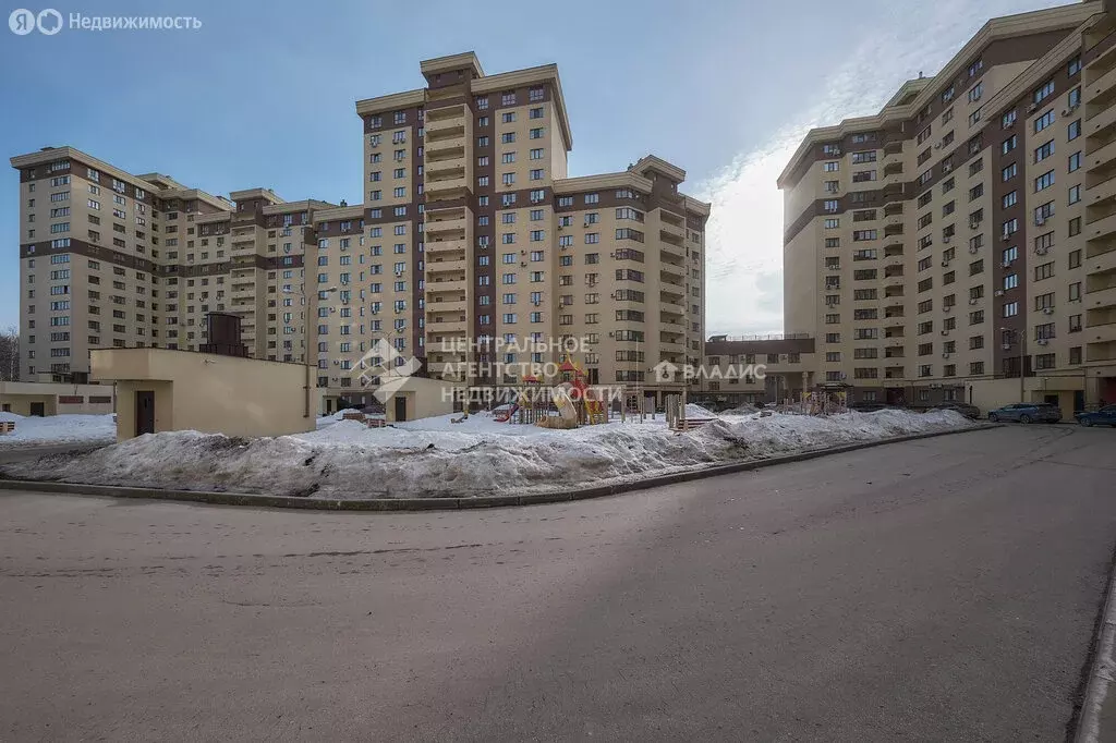 3-комнатная квартира: Рязань, район Приокский, Октябрьская улица, 65 ... - Фото 2