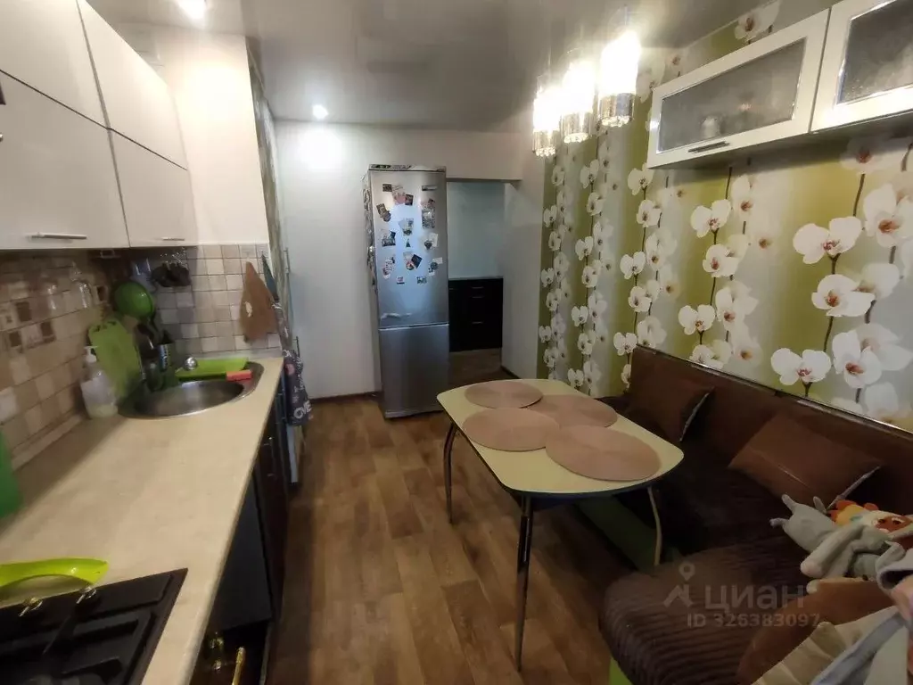 3-к кв. Московская область, Клин Клин-5 городок, ул. Центральная, 74с3 ... - Фото 2