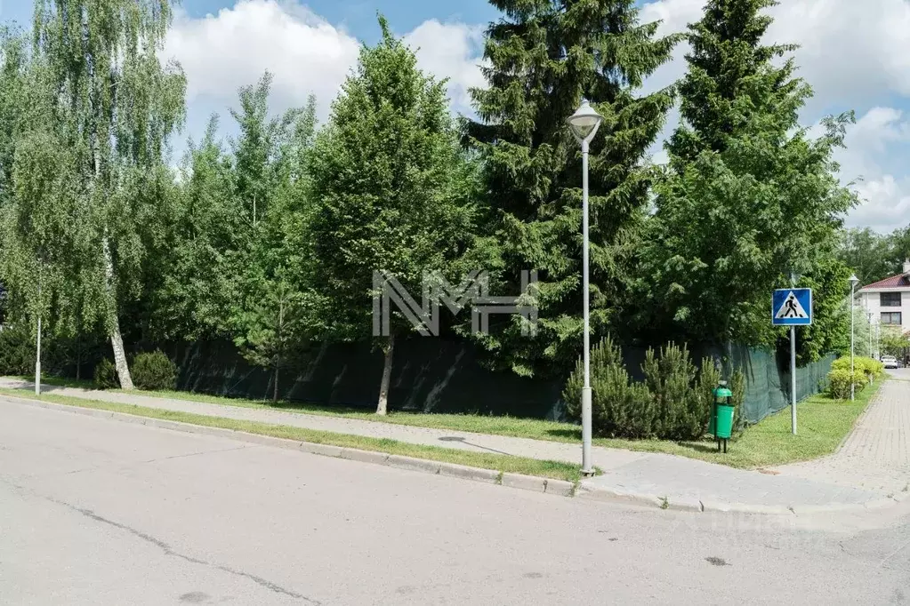 Участок в Москва д. Зименки, ул. Сосновая, 8 (25.1 сот.) - Фото 1