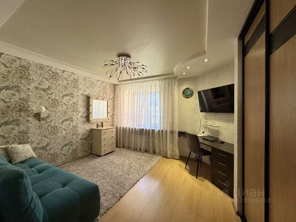 3-к кв. Томская область, Томск ул. Интернационалистов, 8/2 (93.3 м) - Фото 1