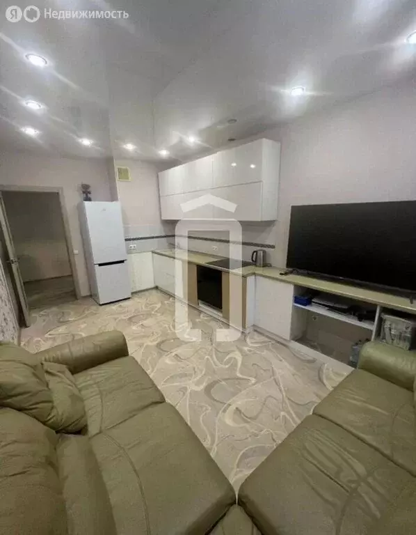 2-комнатная квартира: Екатеринбург, Машинная улица, 44к2 (76.1 м) - Фото 2