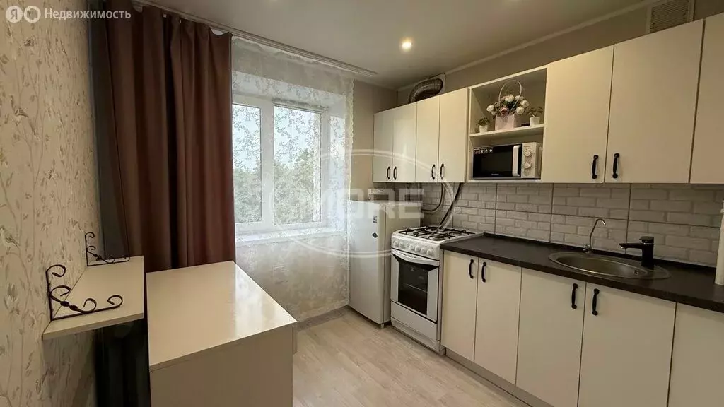 1-комнатная квартира: Калининград, улица Багратиона, 118 (31 м) - Фото 0