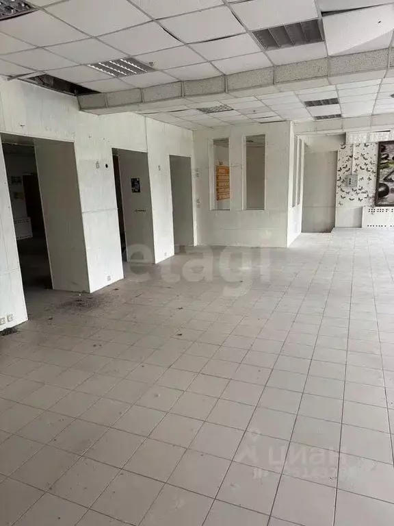 Помещение свободного назначения в Свердловская область, Красноуральск ... - Фото 1