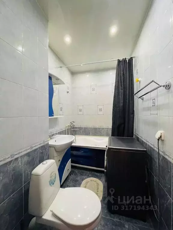 1-к кв. Саха (Якутия), Якутск ул. Лермонтова, 49 (62.0 м) - Фото 1