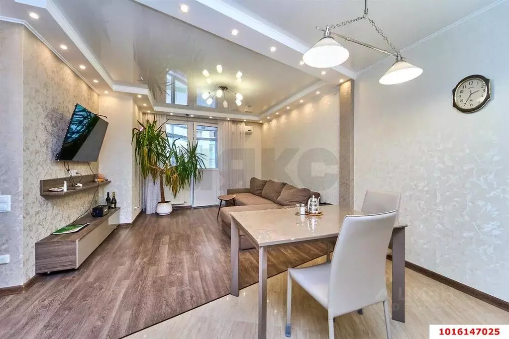 2-к кв. Краснодарский край, Краснодар Школьный мкр, ул. Филатова (76.6 ... - Фото 1