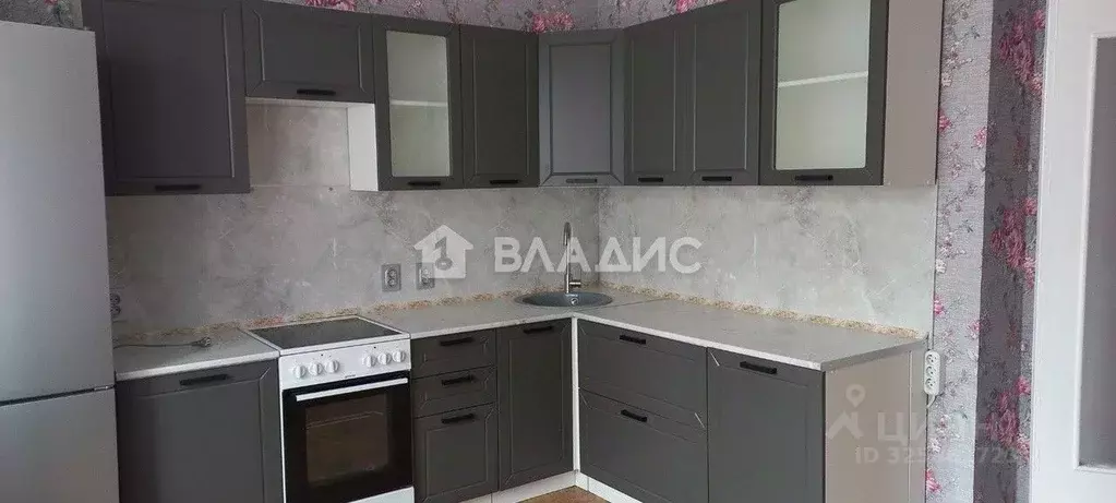 3-к кв. Владимирская область, Владимир ул. Фатьянова, 4 (79.9 м) - Фото 1