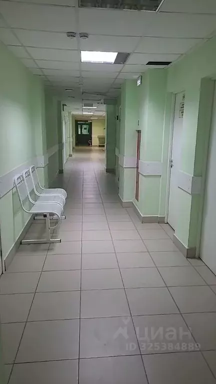 Помещение свободного назначения в Омская область, Омск Городок ... - Фото 1