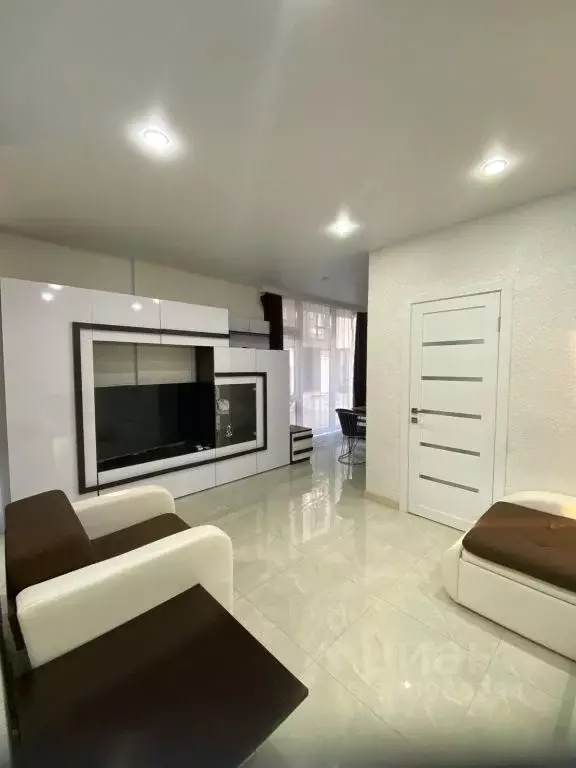 2-к кв. Краснодарский край, Сочи Молодогвардейская ул., 2/63 (48.0 м) - Фото 1