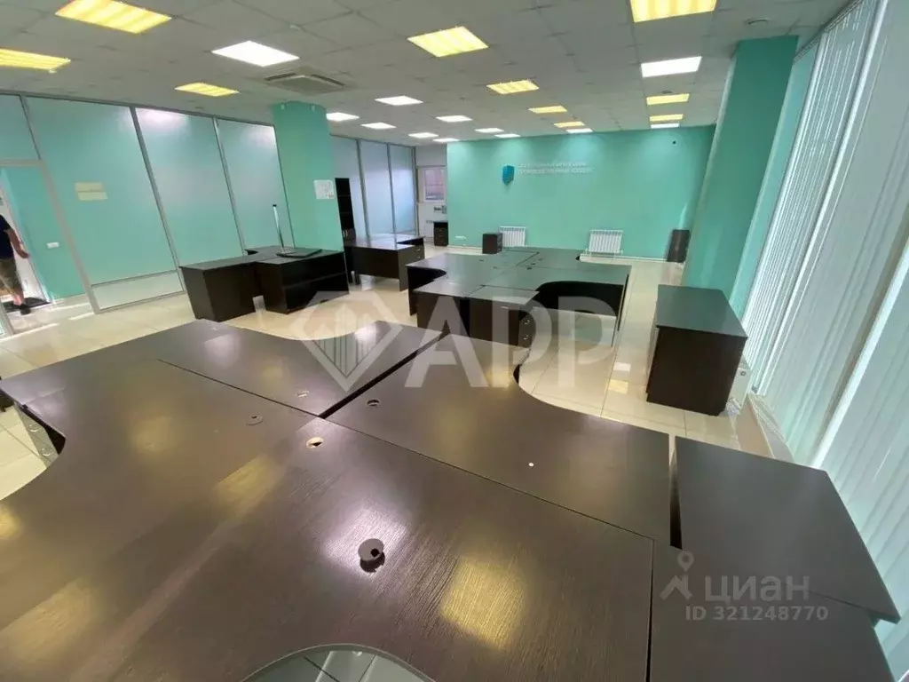 Офис в Татарстан, Набережные Челны ул. Имени Р.М. Низаметдинова, 2 ... - Фото 1