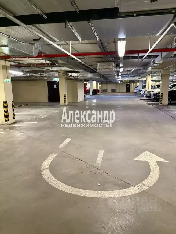 Гараж в Санкт-Петербург ул. Адмирала Трибуца, 8 (14 м) - Фото 1