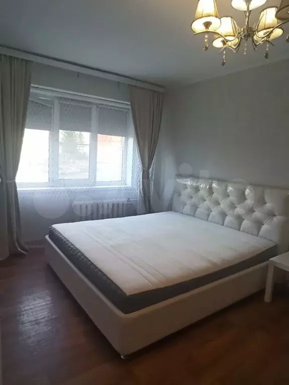 2-к. квартира, 70 м, 1/9 эт. - Фото 1