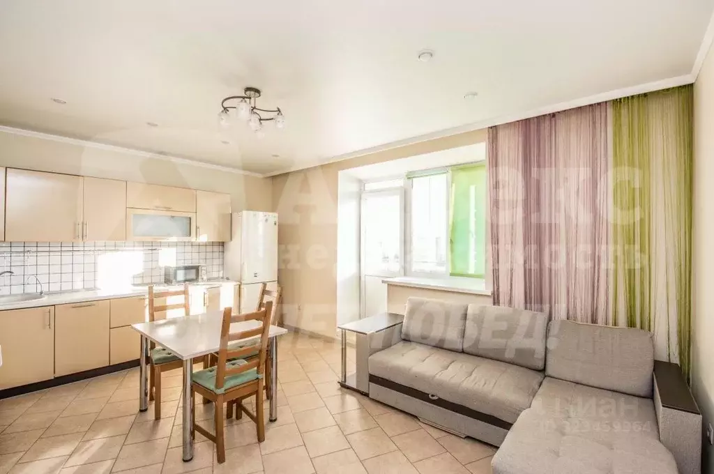 2-к кв. Тюменская область, Тюмень ул. Елизарова, 12 (76.0 м) - Фото 1