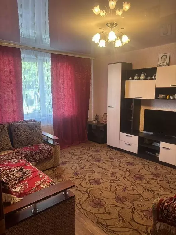 2-к кв. Новосибирская область, Искитимский район, Линево городское ... - Фото 0