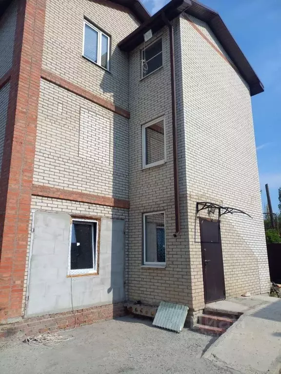 Дом в Ростовская область, Азовский район, с. Пешково ул. Калинина (320 ... - Фото 0