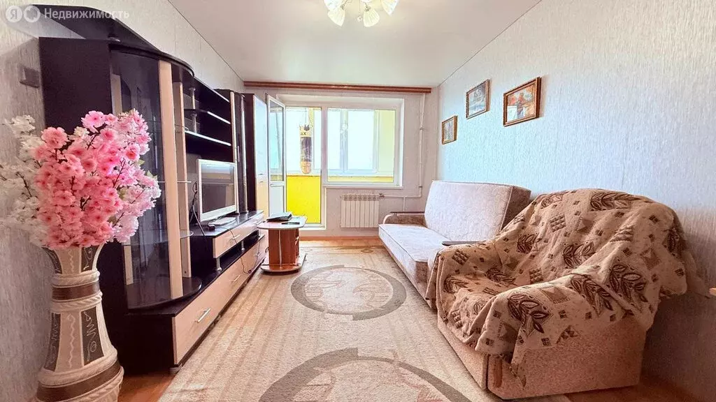 3-комнатная квартира: Орёл, улица Бурова, 44 (71.2 м) - Фото 0