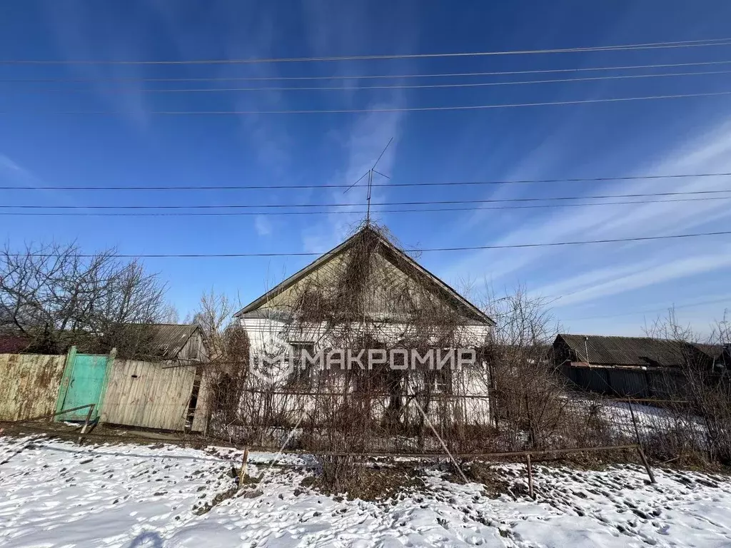 Дом в Брянская область, Погарский район, Вадьковское с/пос, с. Чеховка ... - Фото 0