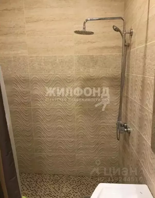 2-к кв. Новосибирская область, Новосибирск ул. Демьяна Бедного, 57 ... - Фото 1