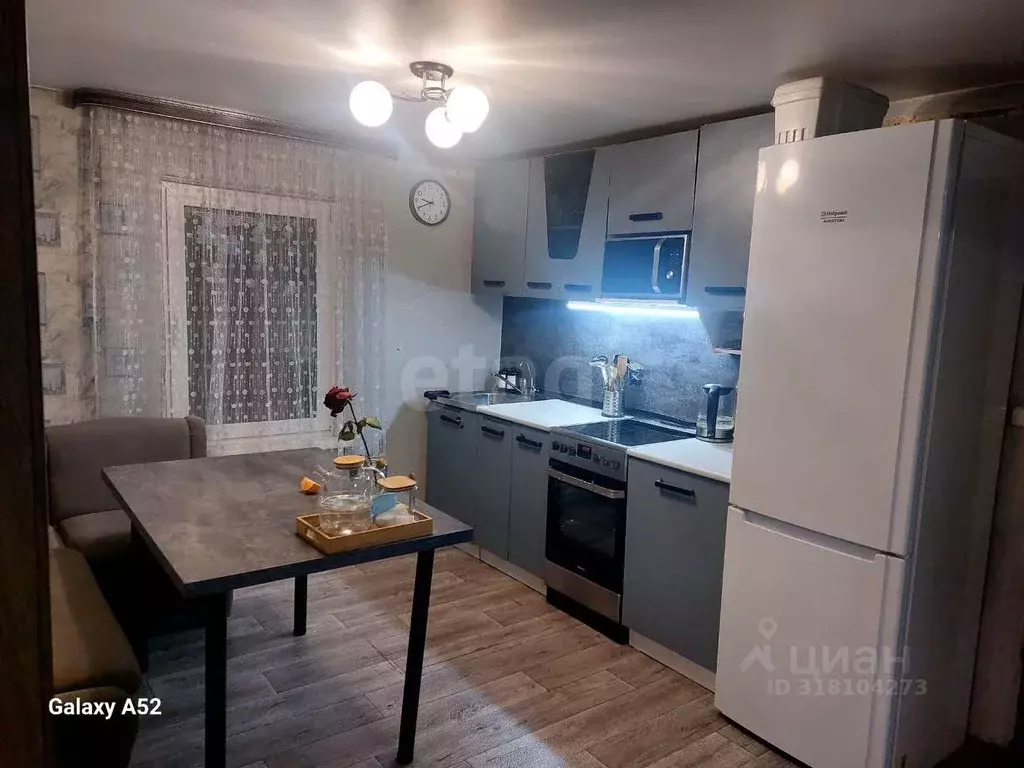Дом в Кемеровская область, Прокопьевск Эстонская ул., 49 (60 м) - Фото 0