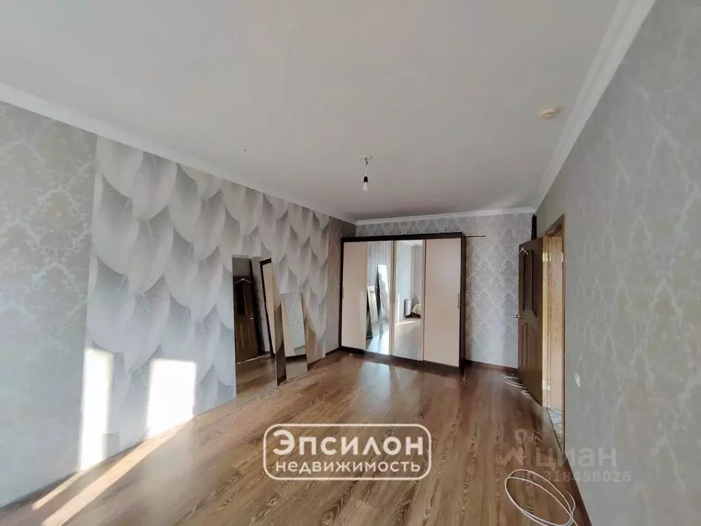 1-к кв. Курская область, Курск просп. Вячеслава Клыкова, 86 (38.56 м) - Фото 1