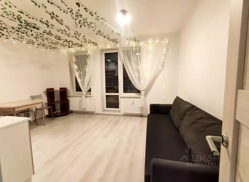 Студия Санкт-Петербург ул. Верхне-Каменская, 3к1 (25.0 м) - Фото 2