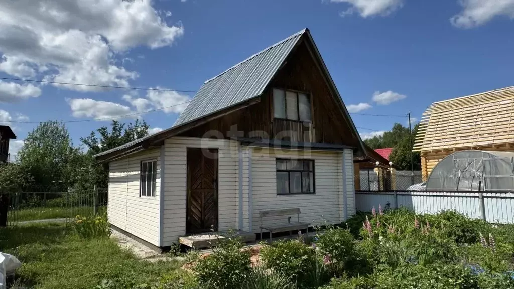 Дом в Тюменская область, Тюмень Вертолет СНТ, ул. Ягодная (36 м) - Фото 1