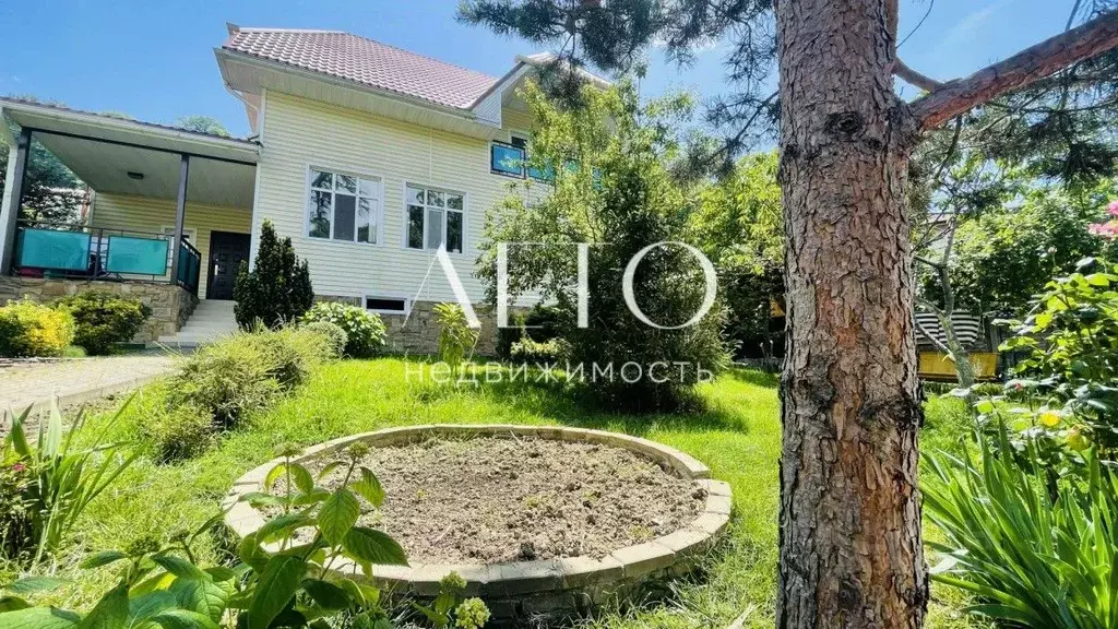 Дом в Краснодарский край, Сочи Кипарис СТ,  (190 м) - Фото 1