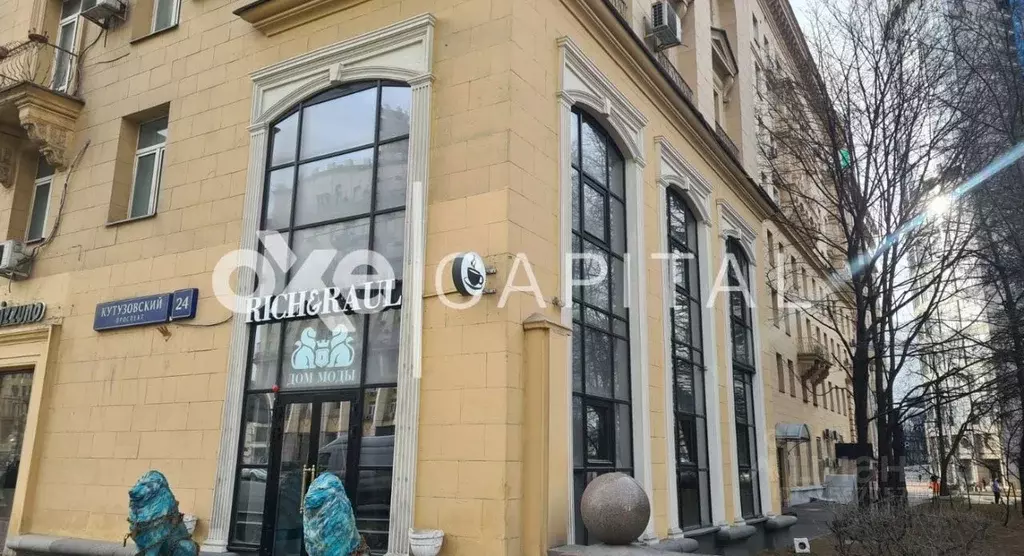 Помещение свободного назначения в Москва Кутузовский просп., 24 (163 ... - Фото 1