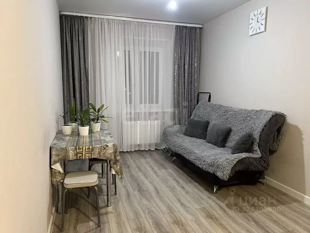 1-к кв. Ханты-Мансийский АО, Сургут Комсомольский просп., 11/1 (42.0 ... - Фото 1