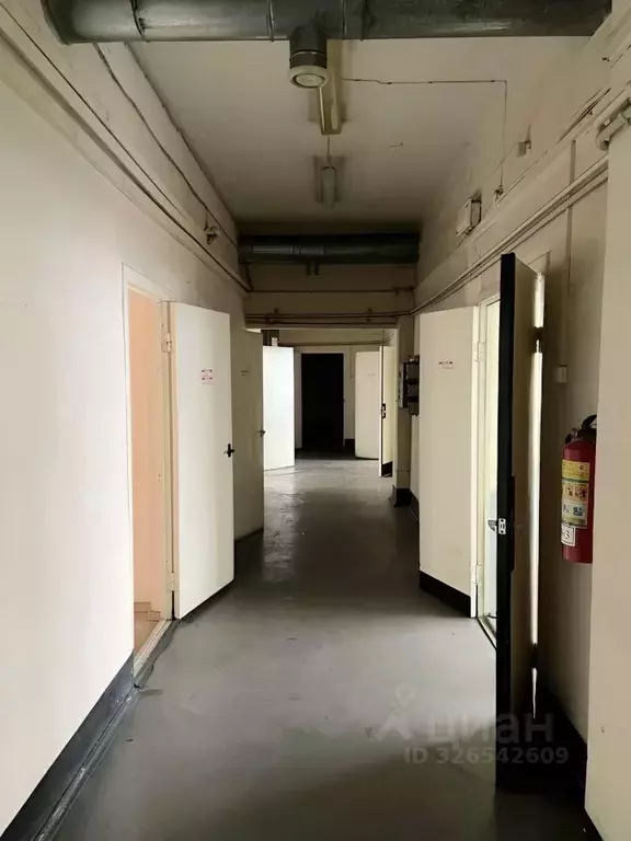 Помещение свободного назначения в Санкт-Петербург ул. Оптиков, 4 (517 ... - Фото 2