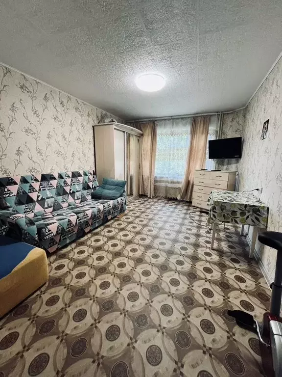 3-к. квартира, 64 м, 1/10 эт. - Фото 0