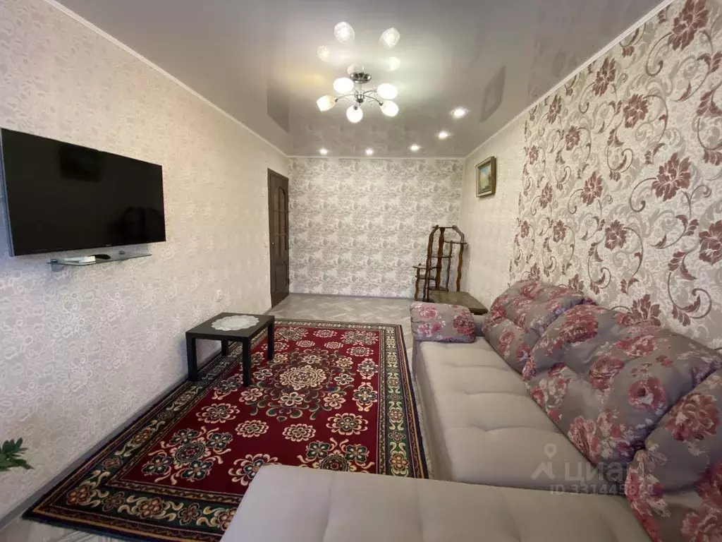 2-к кв. Омская область, Омск просп. Карла Маркса, 60А (45.0 м) - Фото 2