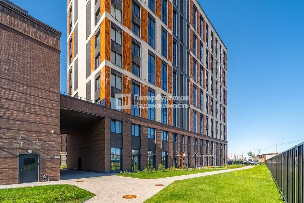 Гараж в Санкт-Петербург Уральская ул., 25 (27 м) - Фото 1