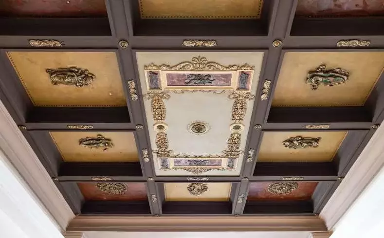 Продается 5-комнатная квартира - Фото 2