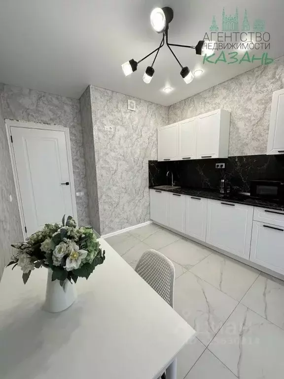 1-к кв. Татарстан, Казань ул. Мансура Хасанова, 13 (39.1 м) - Фото 1