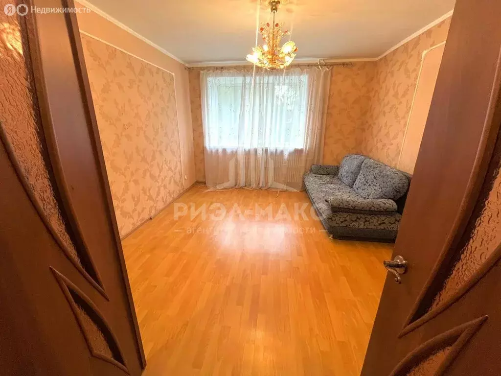 3-комнатная квартира: Брянск, Бежицкий район, Комсомольская улица, 18 ... - Фото 1