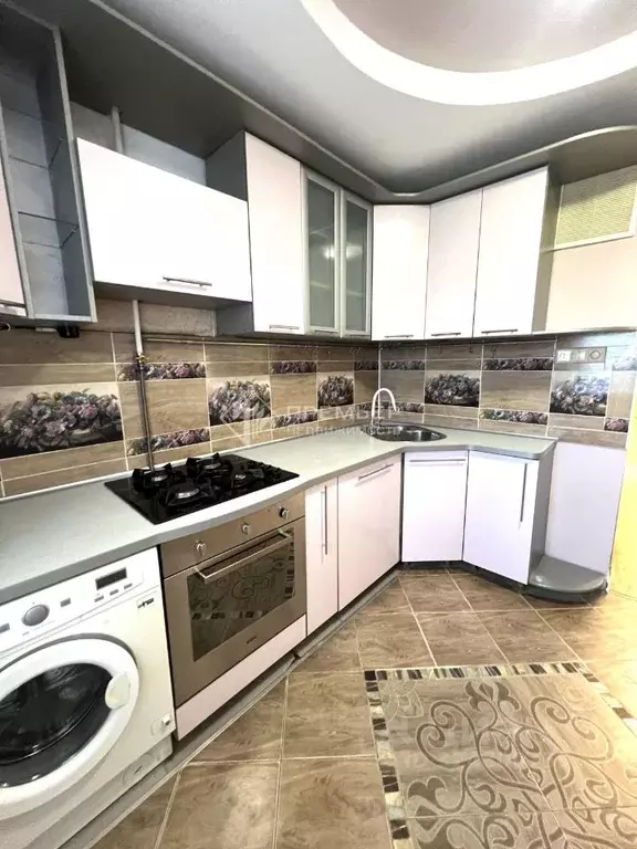 2-к кв. Кировская область, Киров ул. Пятницкая, 49 (53.0 м) - Фото 1