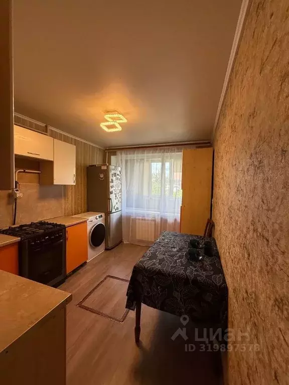 3-к кв. Омская область, Омский район, с. Троицкое ул. 60 лет СССР, 16 ... - Фото 1
