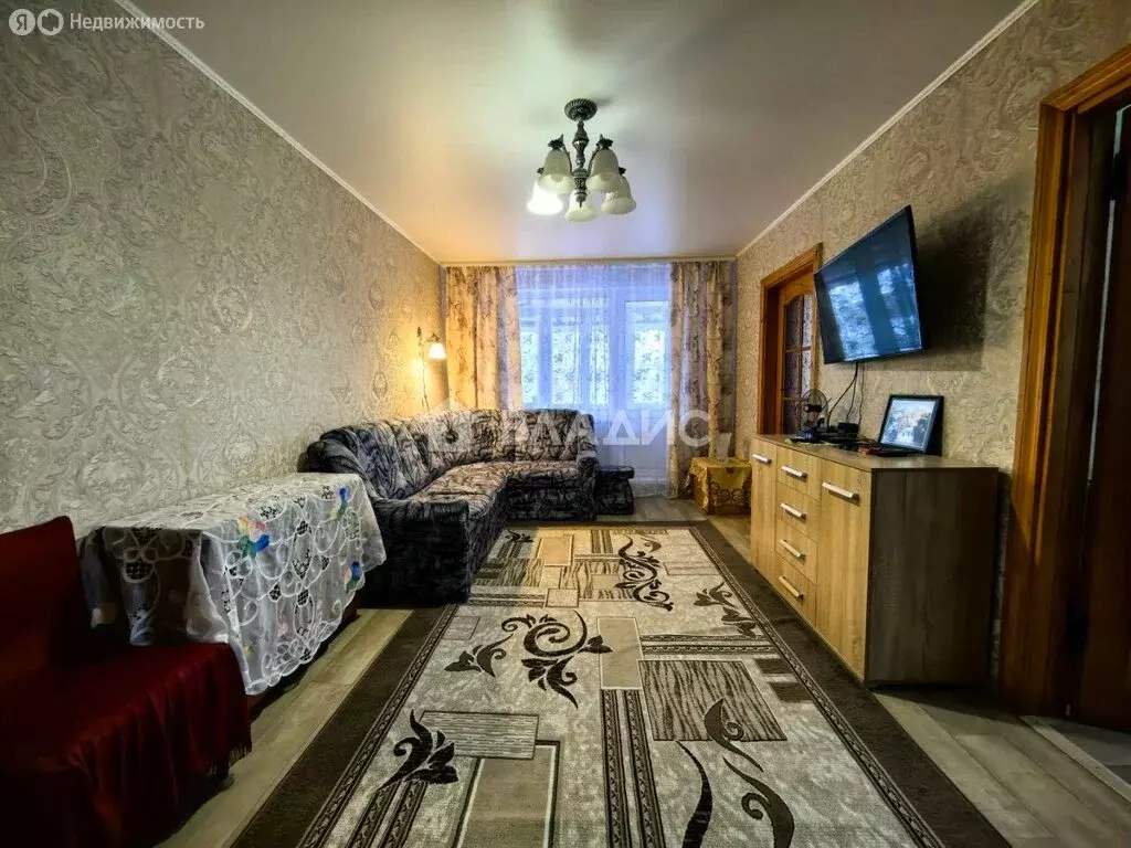3-комнатная квартира: Смоленск, улица Багратиона, 55А (62 м) - Фото 1