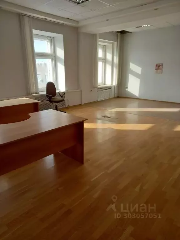 Офис в Оренбургская область, Оренбург просп. Гагарина, 5 (27 м) - Фото 1
