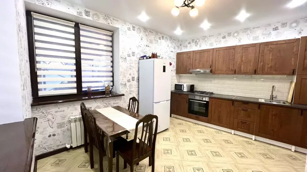 Дом в Ростовская область, Ростов-на-Дону пер. Югова (198 м) - Фото 1