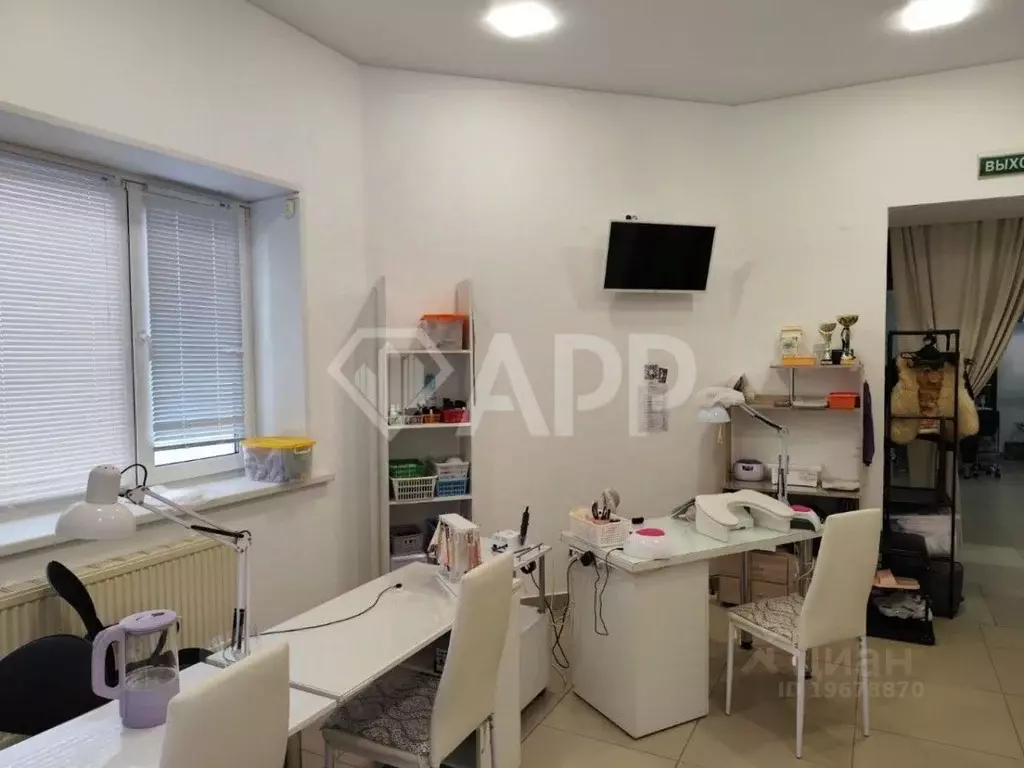 Помещение свободного назначения в Удмуртия, Ижевск 7-я Подлесная ул., ... - Фото 2