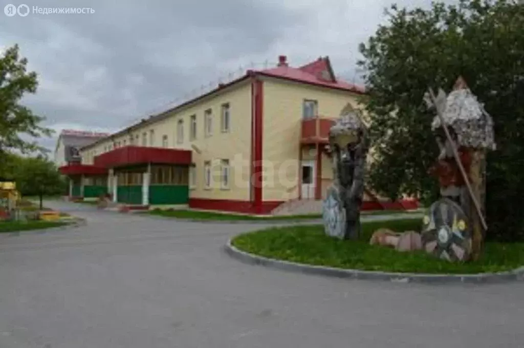 3-комнатная квартира: село Юргинское, улица Батурина, 2Г (77.9 м) - Фото 0