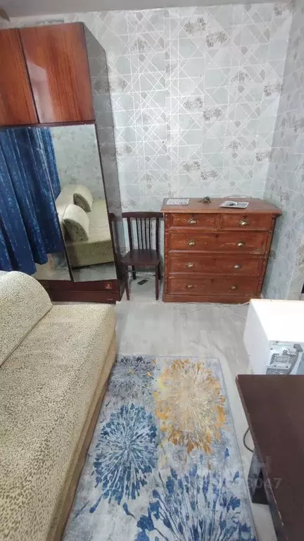 Комната Кемеровская область, Новокузнецк ул. 13-й Микрорайон, 8 - Фото 2