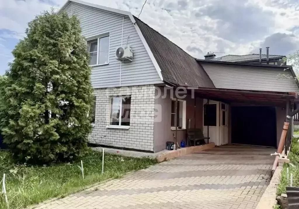 Дом в Рязанская область, Рязань Земляничная ул., 40 (100 м) - Фото 1